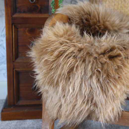 Icelandic Sheepskin Rug in Butterscotch Icelandic Sheepskin Rug in Butterscotch
